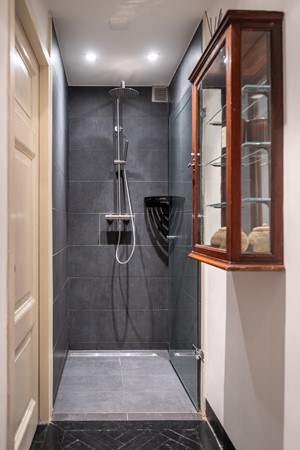 Medium property photo - Oudezijds Voorburgwal 145A, 1012 ES Amsterdam